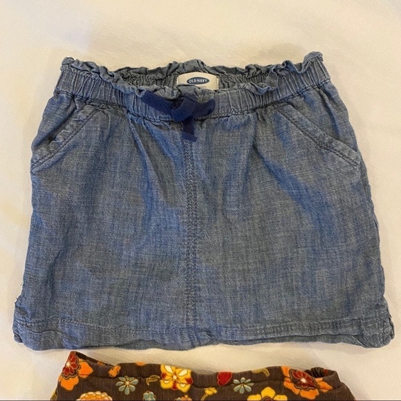 Lot of 2 Girls Skirts Size 4 Yr-OLD NAVY,CHEROKEE - Picture 2 of 7